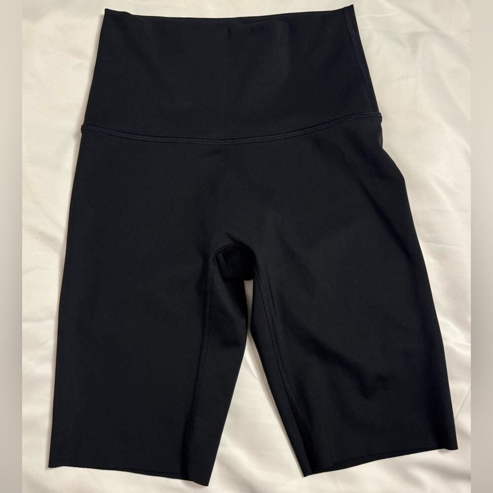 Offline by Aerie Real Me High Rise Biker Shorts Black | XS